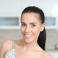 Eveline Dellai 的图像