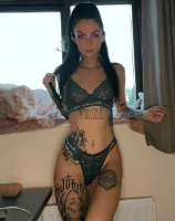 model-avatar