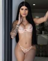 model-avatar