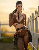 model-avatar