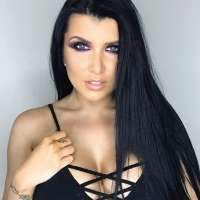 Romi Rain 的图像